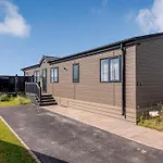 Aldeamento Turístico Ullswater Heights *