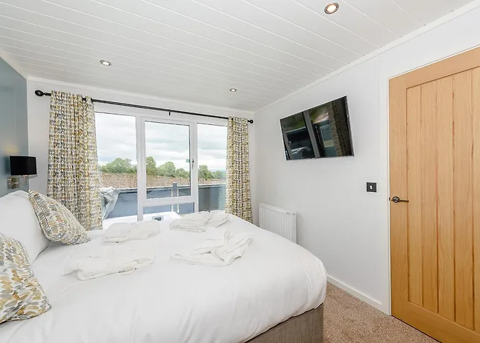 Aldeamento Turístico Ullswater Heights *